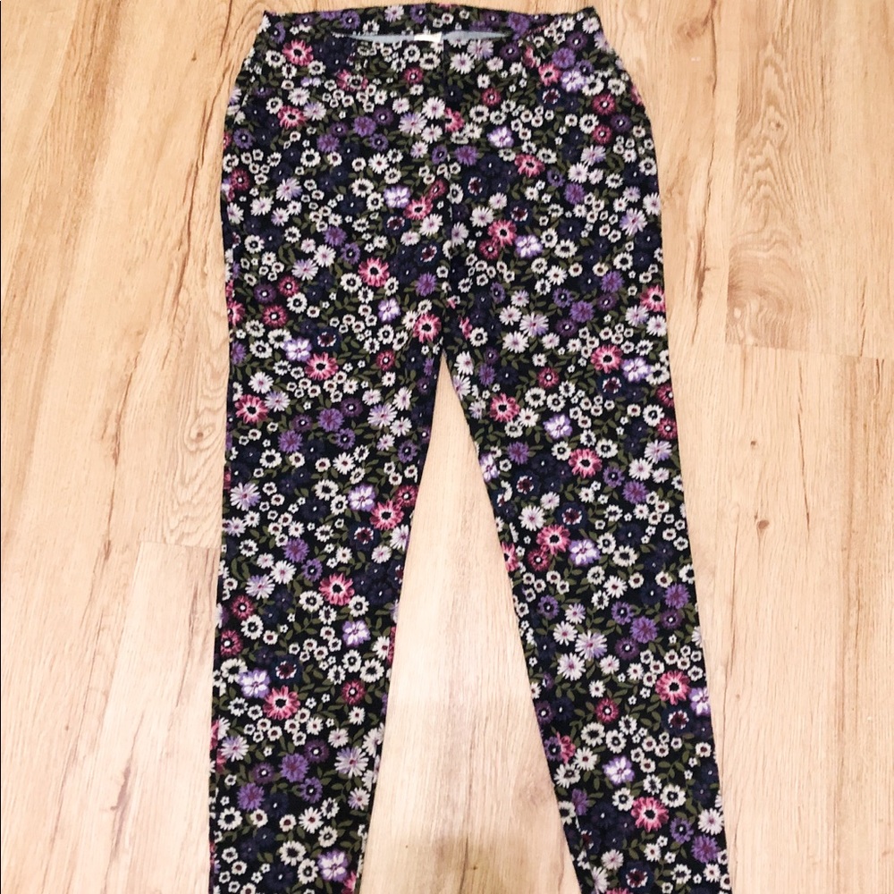 Flowery pants
